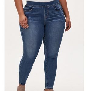 Torrid Skinny Jeans Size 12